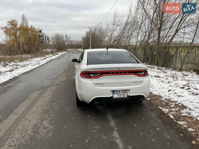 Белый Додж Дарт, объемом двигателя 2 л и пробегом 148 тыс. км за 8700 $, фото 13 на Automoto.ua