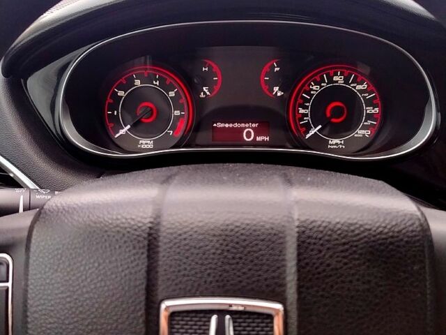 Белый Додж Дарт, объемом двигателя 1.4 л и пробегом 216 тыс. км за 6900 $, фото 10 на Automoto.ua