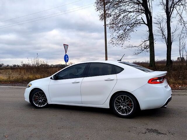 Белый Додж Дарт, объемом двигателя 1.4 л и пробегом 216 тыс. км за 6900 $, фото 4 на Automoto.ua