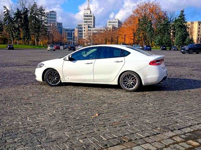 Белый Додж Дарт, объемом двигателя 1.4 л и пробегом 216 тыс. км за 6900 $, фото 7 на Automoto.ua