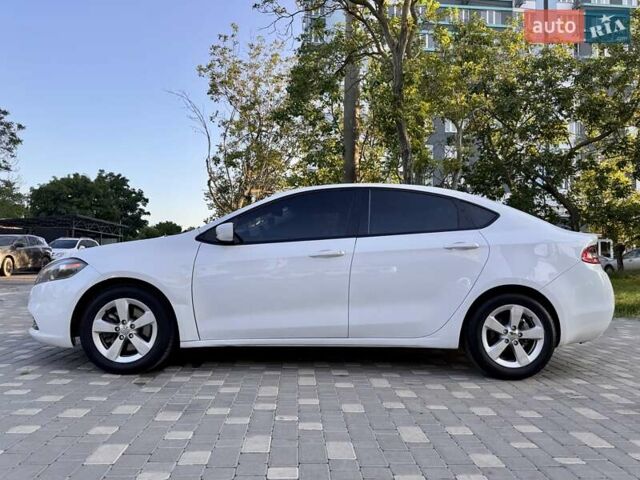 Белый Додж Дарт, объемом двигателя 2.4 л и пробегом 212 тыс. км за 6999 $, фото 8 на Automoto.ua