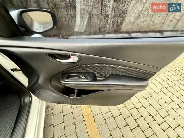 Білий Додж Дарт, об'ємом двигуна 2.4 л та пробігом 212 тис. км за 6900 $, фото 41 на Automoto.ua