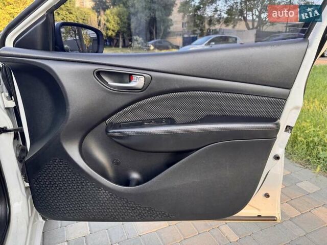 Белый Додж Дарт, объемом двигателя 2.4 л и пробегом 212 тыс. км за 6999 $, фото 38 на Automoto.ua