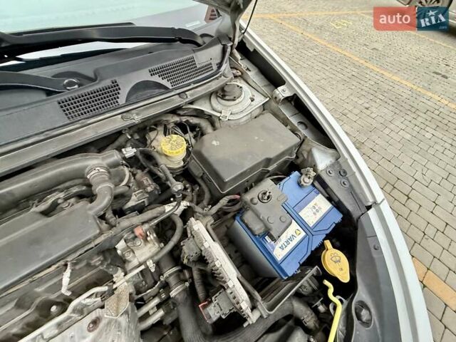 Білий Додж Дарт, об'ємом двигуна 2.4 л та пробігом 212 тис. км за 6900 $, фото 51 на Automoto.ua