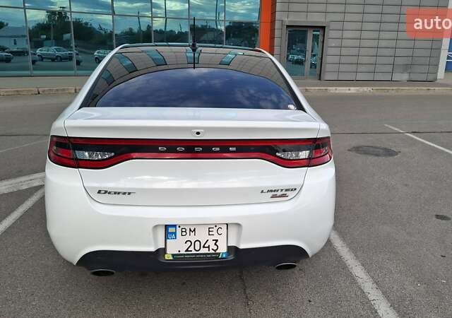 Белый Додж Дарт, объемом двигателя 2.4 л и пробегом 322 тыс. км за 8100 $, фото 2 на Automoto.ua