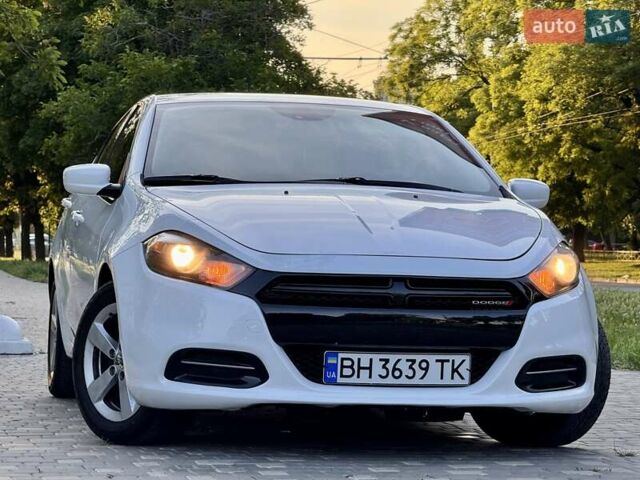 Белый Додж Дарт, объемом двигателя 2.4 л и пробегом 212 тыс. км за 6999 $, фото 31 на Automoto.ua