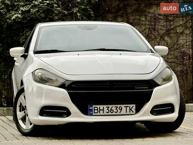 Білий Додж Дарт, об'ємом двигуна 2.4 л та пробігом 212 тис. км за 6900 $, фото 10 на Automoto.ua