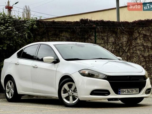Білий Додж Дарт, об'ємом двигуна 2.4 л та пробігом 212 тис. км за 6900 $, фото 7 на Automoto.ua