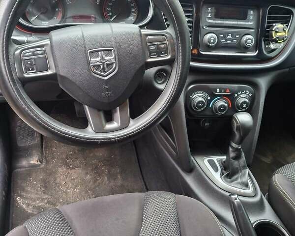 Білий Додж Дарт, об'ємом двигуна 2.36 л та пробігом 267 тис. км за 7000 $, фото 3 на Automoto.ua