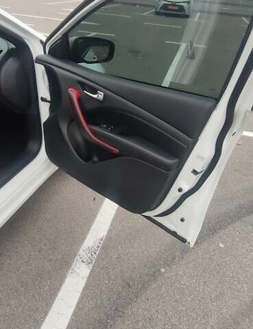 Белый Додж Дарт, объемом двигателя 2.36 л и пробегом 84 тыс. км за 9900 $, фото 12 на Automoto.ua