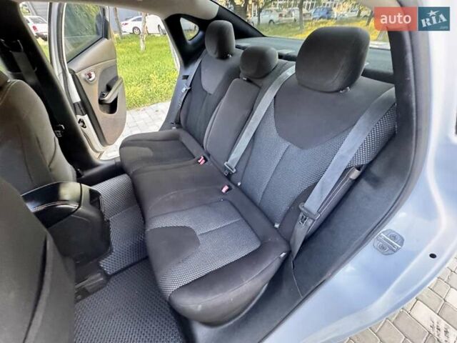 Белый Додж Дарт, объемом двигателя 2.4 л и пробегом 212 тыс. км за 6999 $, фото 59 на Automoto.ua