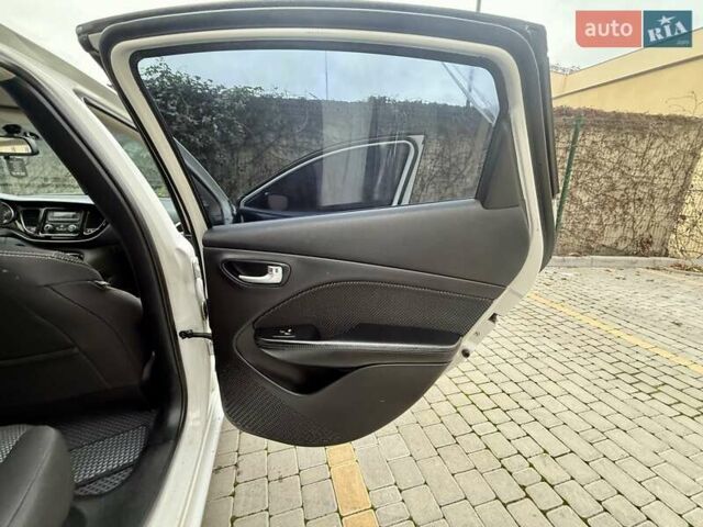 Білий Додж Дарт, об'ємом двигуна 2.4 л та пробігом 212 тис. км за 6900 $, фото 29 на Automoto.ua