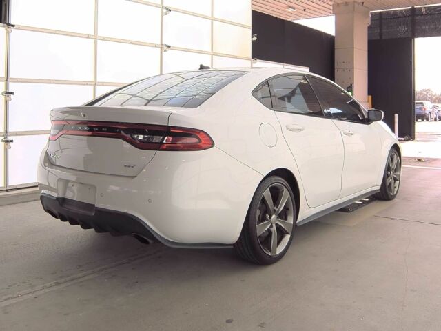 Белый Додж Дарт, объемом двигателя 2.4 л и пробегом 88 тыс. км за 1800 $, фото 3 на Automoto.ua