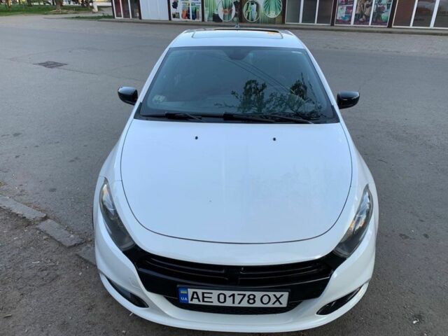 Білий Додж Дарт, об'ємом двигуна 2.4 л та пробігом 230 тис. км за 9000 $, фото 1 на Automoto.ua