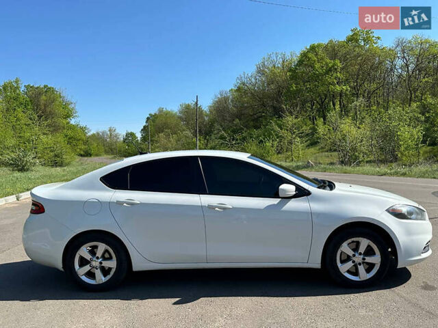 Білий Додж Дарт, об'ємом двигуна 2.36 л та пробігом 194 тис. км за 8500 $, фото 3 на Automoto.ua