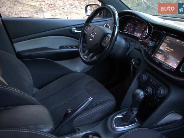 Белый Додж Дарт, объемом двигателя 2.4 л и пробегом 192 тыс. км за 9400 $, фото 28 на Automoto.ua