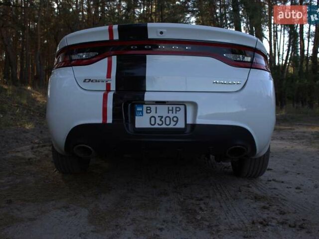 Белый Додж Дарт, объемом двигателя 2.4 л и пробегом 192 тыс. км за 9400 $, фото 7 на Automoto.ua