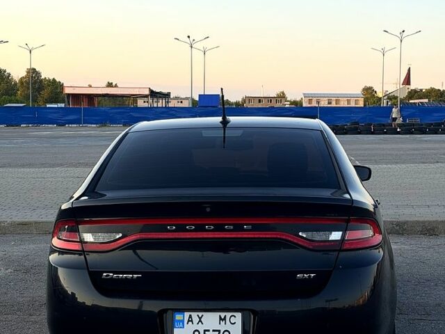 Черный Додж Дарт, объемом двигателя 2 л и пробегом 196 тыс. км за 7400 $, фото 4 на Automoto.ua