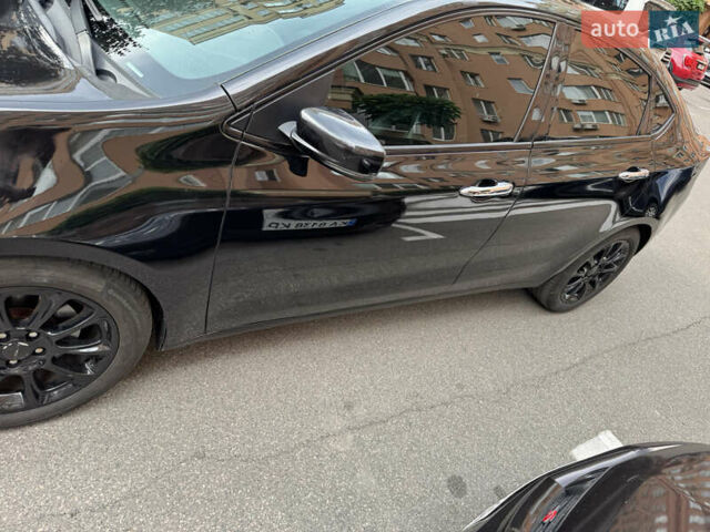 Черный Додж Дарт, объемом двигателя 1.4 л и пробегом 136 тыс. км за 8250 $, фото 3 на Automoto.ua