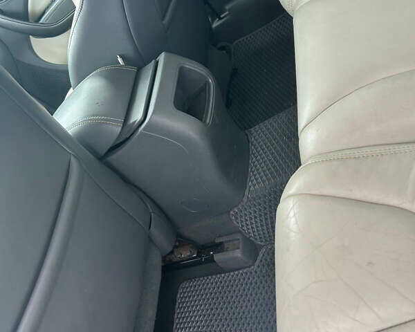 Черный Додж Дарт, объемом двигателя 1.37 л и пробегом 208 тыс. км за 7200 $, фото 10 на Automoto.ua