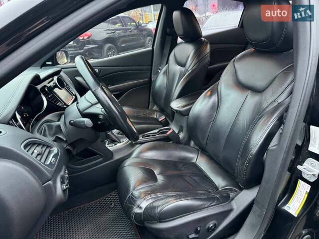 Черный Додж Дарт, объемом двигателя 1.37 л и пробегом 172 тыс. км за 7990 $, фото 7 на Automoto.ua