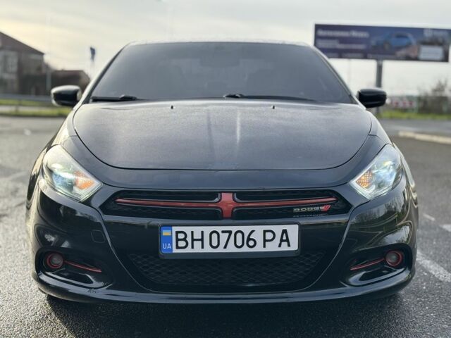 Черный Додж Дарт, объемом двигателя 2.4 л и пробегом 200 тыс. км за 5850 $, фото 2 на Automoto.ua