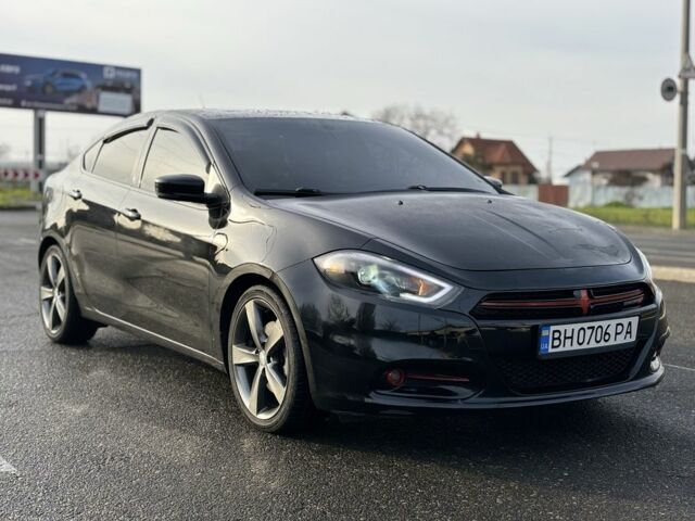 Черный Додж Дарт, объемом двигателя 2.4 л и пробегом 200 тыс. км за 5850 $, фото 3 на Automoto.ua