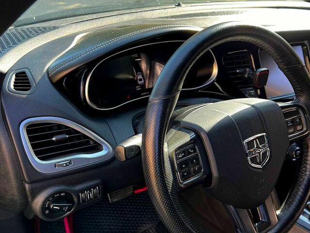 Чорний Додж Дарт, об'ємом двигуна 1.4 л та пробігом 247 тис. км за 7500 $, фото 12 на Automoto.ua