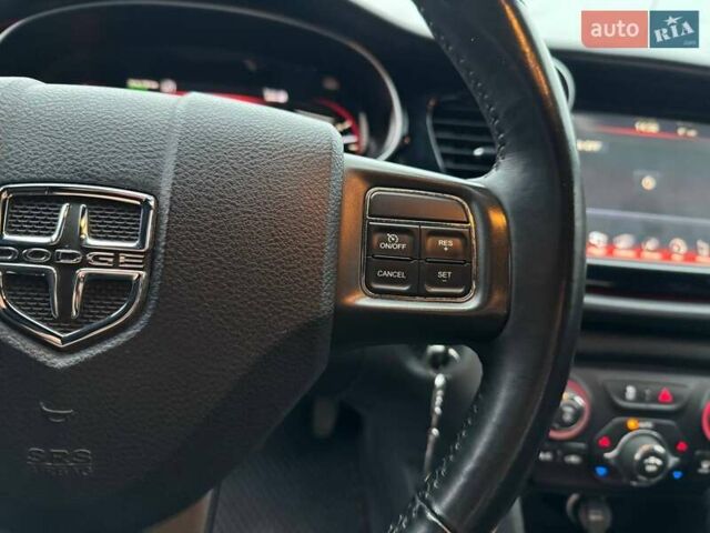 Черный Додж Дарт, объемом двигателя 1.37 л и пробегом 172 тыс. км за 7990 $, фото 17 на Automoto.ua