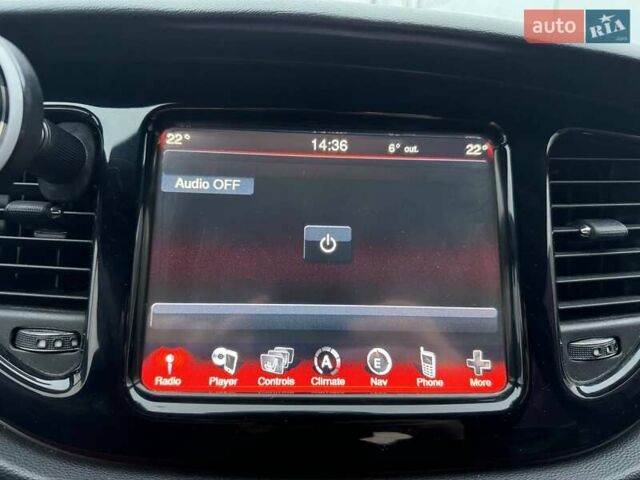 Черный Додж Дарт, объемом двигателя 1.37 л и пробегом 172 тыс. км за 7990 $, фото 19 на Automoto.ua