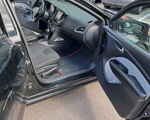 Черный Додж Дарт, объемом двигателя 2.4 л и пробегом 290 тыс. км за 7800 $, фото 14 на Automoto.ua