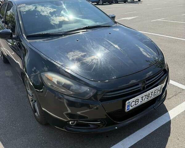 Черный Додж Дарт, объемом двигателя 2.36 л и пробегом 130 тыс. км за 8700 $, фото 4 на Automoto.ua