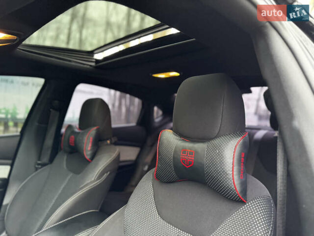 Черный Додж Дарт, объемом двигателя 2.4 л и пробегом 285 тыс. км за 7300 $, фото 17 на Automoto.ua