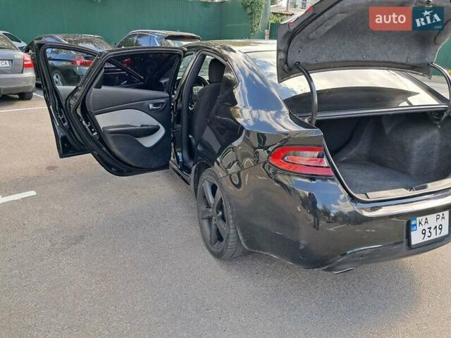 Черный Додж Дарт, объемом двигателя 2.4 л и пробегом 290 тыс. км за 7800 $, фото 7 на Automoto.ua