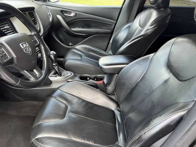 Черный Додж Дарт, объемом двигателя 2.4 л и пробегом 88 тыс. км за 4200 $, фото 6 на Automoto.ua