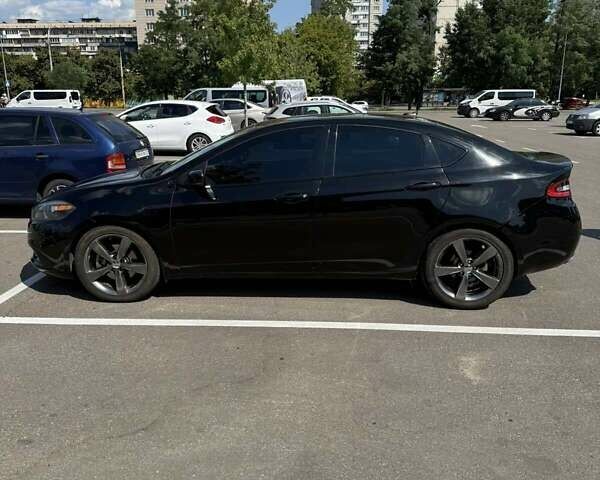 Черный Додж Дарт, объемом двигателя 2.36 л и пробегом 130 тыс. км за 8700 $, фото 3 на Automoto.ua