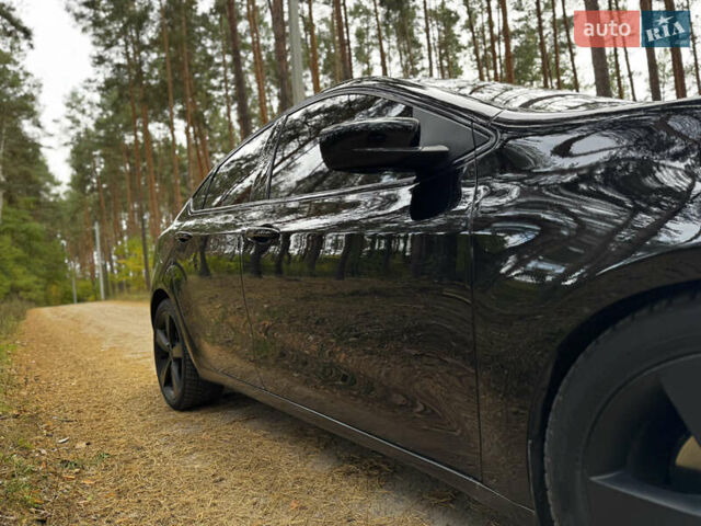 Черный Додж Дарт, объемом двигателя 2.4 л и пробегом 290 тыс. км за 7800 $, фото 17 на Automoto.ua