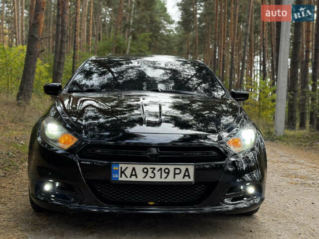 Черный Додж Дарт, объемом двигателя 2.4 л и пробегом 290 тыс. км за 7800 $, фото 1 на Automoto.ua