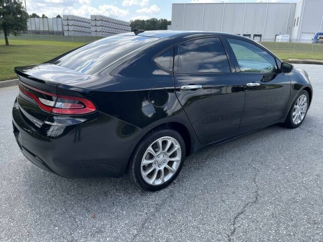 Черный Додж Дарт, объемом двигателя 2.4 л и пробегом 88 тыс. км за 4200 $, фото 3 на Automoto.ua