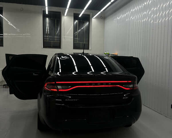 Чорний Додж Дарт, об'ємом двигуна 2.36 л та пробігом 164 тис. км за 8900 $, фото 1 на Automoto.ua