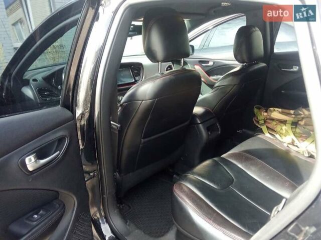 Черный Додж Дарт, объемом двигателя 2.36 л и пробегом 130 тыс. км за 8700 $, фото 21 на Automoto.ua