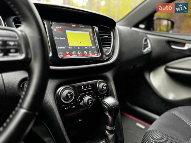 Черный Додж Дарт, объемом двигателя 2.4 л и пробегом 290 тыс. км за 7800 $, фото 30 на Automoto.ua