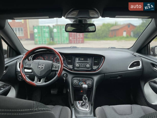 Черный Додж Дарт, объемом двигателя 2.36 л и пробегом 129 тыс. км за 7499 $, фото 21 на Automoto.ua