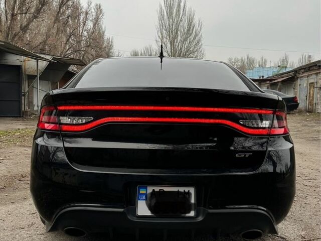Черный Додж Дарт, объемом двигателя 2.4 л и пробегом 170 тыс. км за 7800 $, фото 3 на Automoto.ua