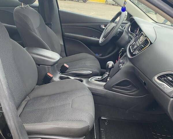 Чорний Додж Дарт, об'ємом двигуна 2 л та пробігом 185 тис. км за 8500 $, фото 11 на Automoto.ua