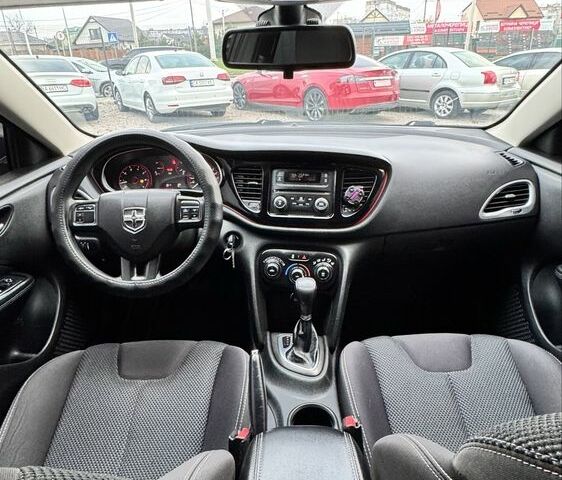 Чорний Додж Дарт, об'ємом двигуна 2.4 л та пробігом 220 тис. км за 7900 $, фото 15 на Automoto.ua