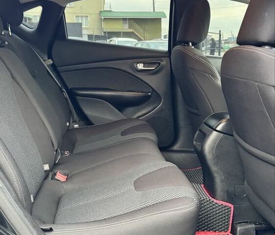 Чорний Додж Дарт, об'ємом двигуна 2.4 л та пробігом 220 тис. км за 7900 $, фото 16 на Automoto.ua