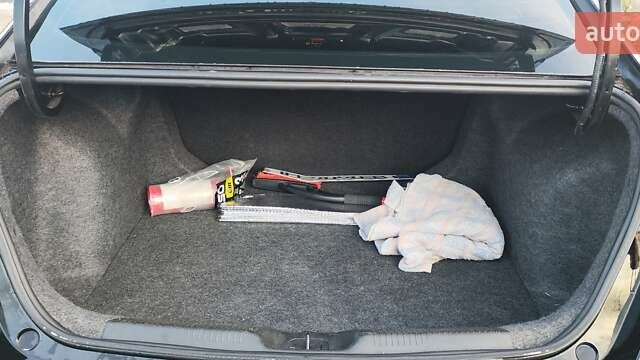 Черный Додж Дарт, объемом двигателя 2 л и пробегом 70 тыс. км за 7000 $, фото 4 на Automoto.ua