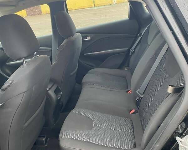 Чорний Додж Дарт, об'ємом двигуна 2 л та пробігом 185 тис. км за 8500 $, фото 31 на Automoto.ua