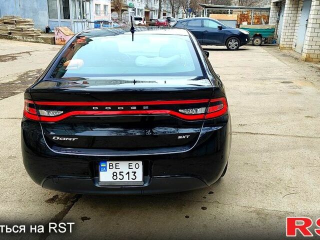 Черный Додж Дарт, объемом двигателя 2.4 л и пробегом 202 тыс. км за 8000 $, фото 5 на Automoto.ua